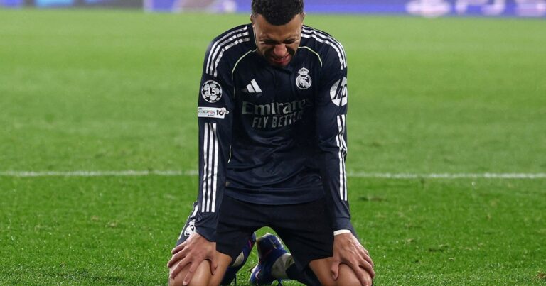 Alarma en Francia por la rodilla de Mbappé: las opciones que maneja, a casi 100 días del Mundial