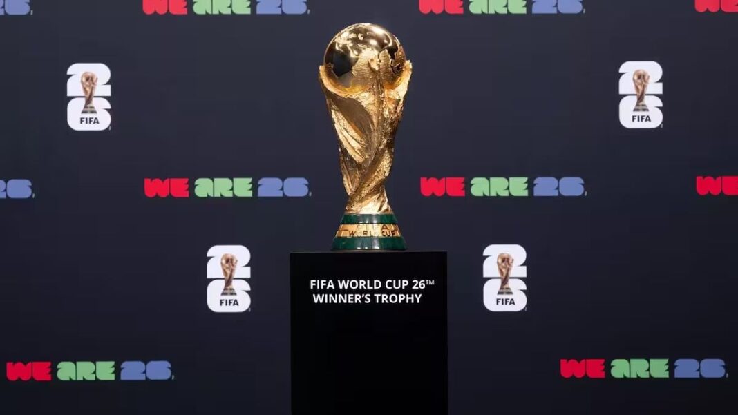 Gráfico con los escudos de las selecciones que disputan los repechajes al Mundial 2026