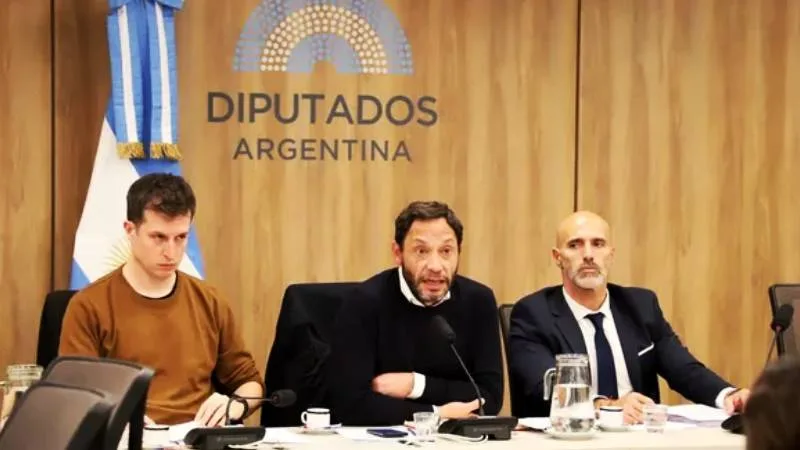 Diputados nacionales presentan denuncia contra el fiscal federal Eduardo Taiano.