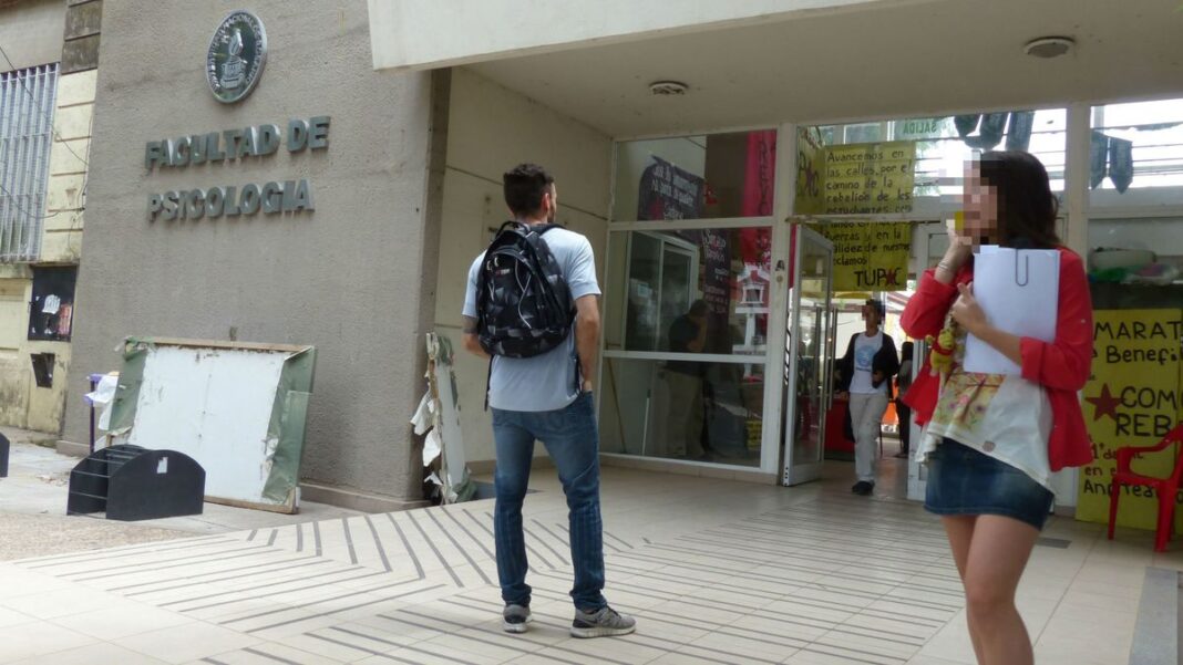 Edificio de la Facultad de Psicología de la Universidad Nacional de Rosario