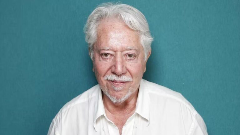 Retrato del director de cine argentino Luis Puenzo.