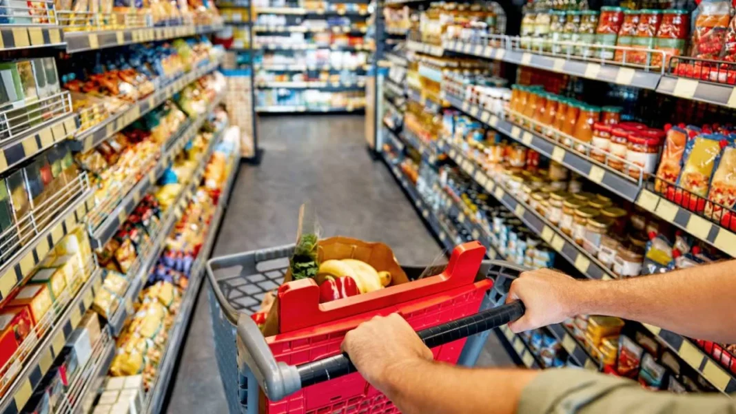 Gráfico con los valores de la Canasta Básica Total y Alimentaria según el Indec.