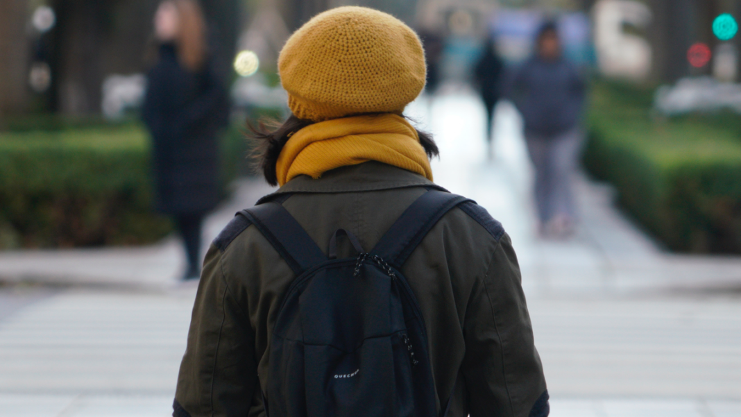 Cielo nublado sobre la ciudad de Rosario con alerta meteorológico