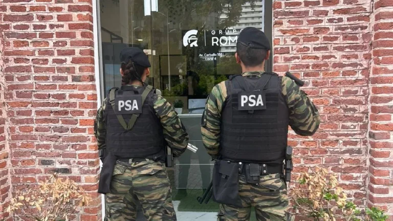 Operativo judicial en Puerto Norte, Santa Fe, en el marco de una investigación por narcotráfico y lavado de dinero.