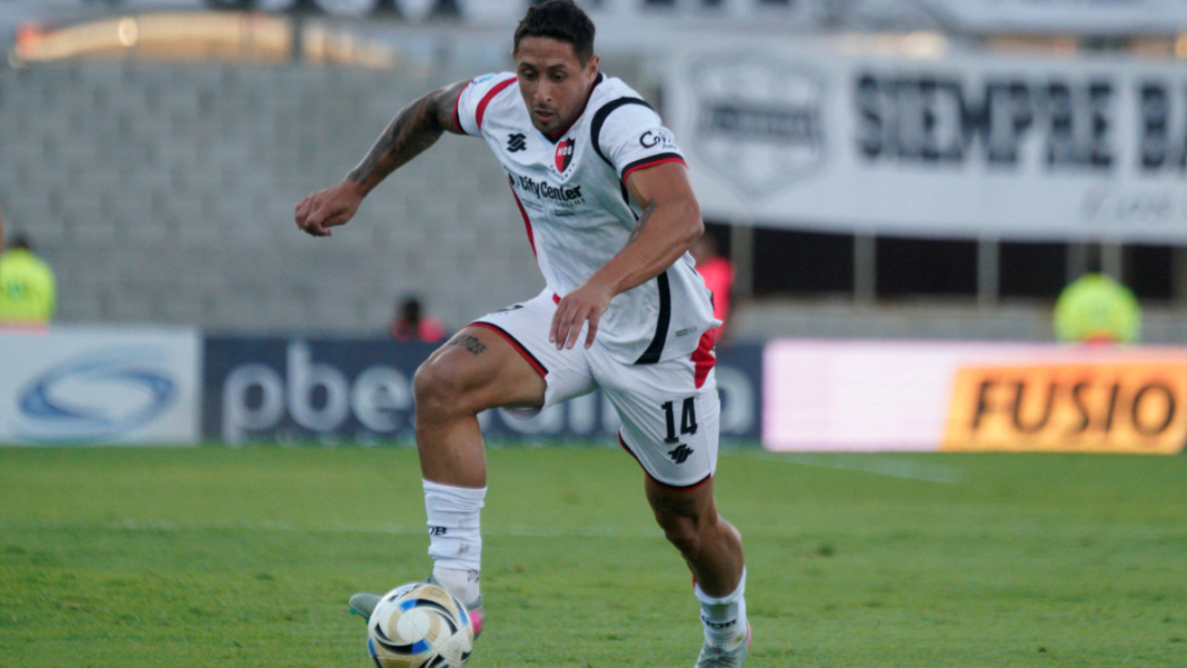 Frank Kudelka, director técnico de Newell's Old Boys, durante una conferencia de prensa.