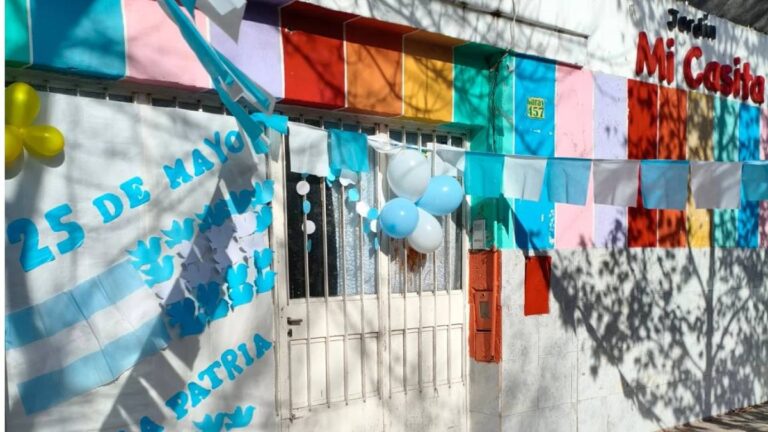 Exterior del jardín maternal Mi Casita, ubicado en el barrio Tablada de Rosario.