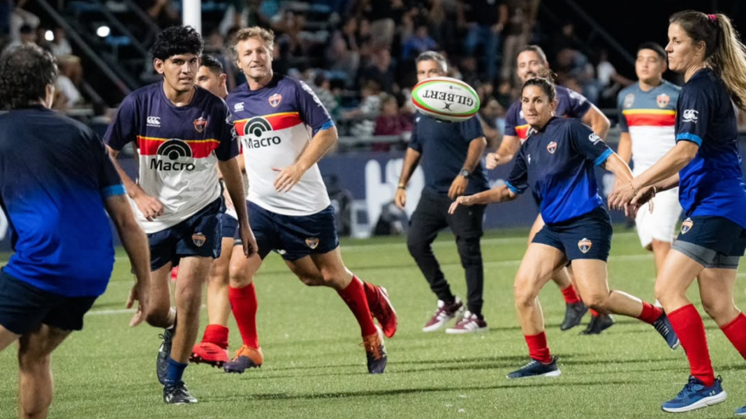 Integrantes del equipo de rugby inclusivo San Agustín XV durante un entrenamiento en Rosario.