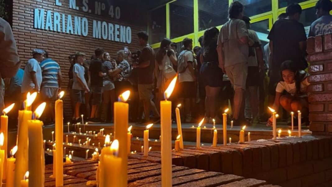 Fachada de la escuela Mariano Moreno en San Cristóbal, Santa Fe.