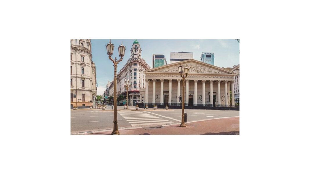 Vista del Teatro Colón de Buenos Aires, uno de los monumentos argentinos más visitados de Sudamérica