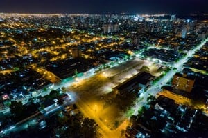 Vista del frente de La Casona, inmueble usurpado en barrio Sur de Santa Fe utilizado como búnker de drogas
