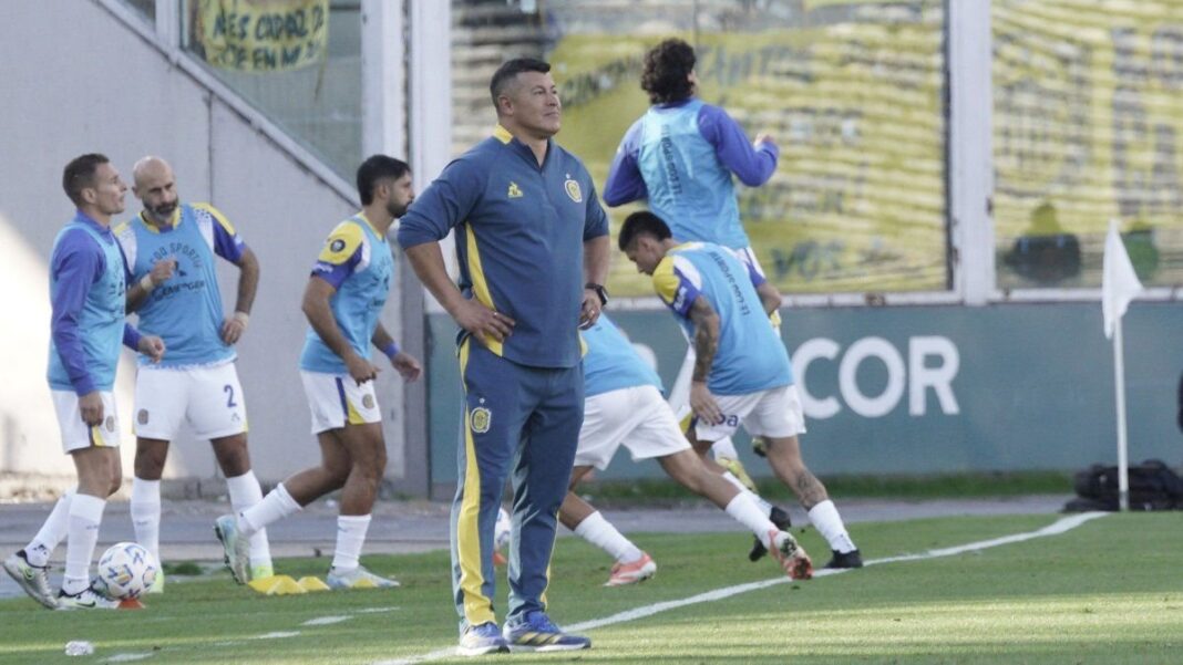 Jorge Almirón en conferencia de prensa tras la eliminación de Rosario Central en Copa Argentina