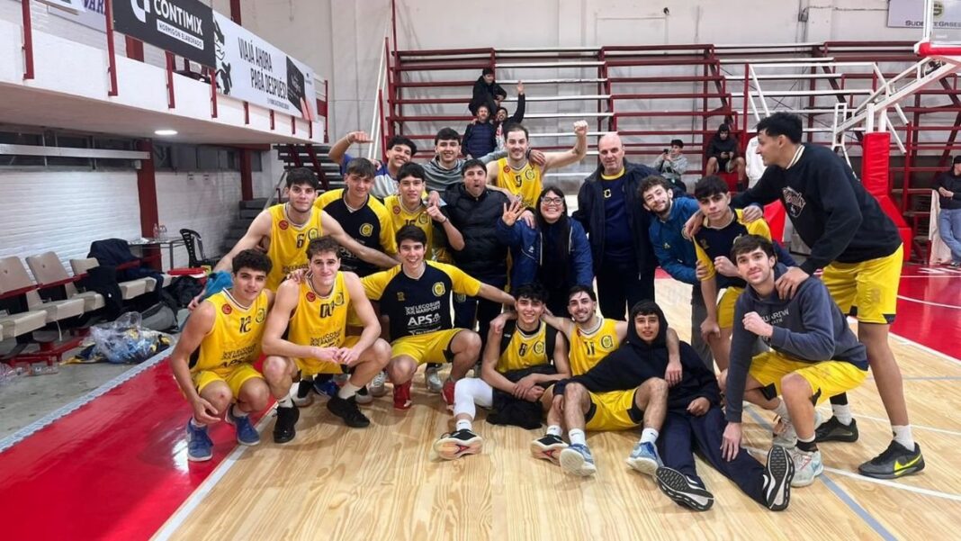 Partido de básquet de Central en el Cruce Alberdi