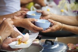 Bolsones de alimentos del programa Santa Fe Nutre
