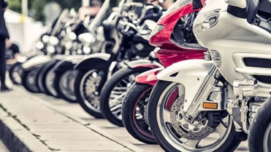 Motos 0 km en concesionaria, patentamiento mayo 2025