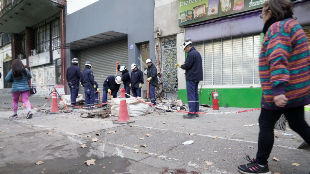 Viviendas dañadas tras el choque de un auto en San Martín al 2900, zona sur de Santa Fe