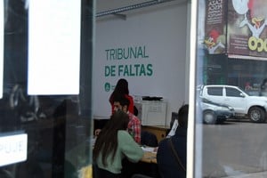Vista de la Costanera de Santa Fe con trabajos de mantenimiento realizados como parte del programa de justicia restaurativa