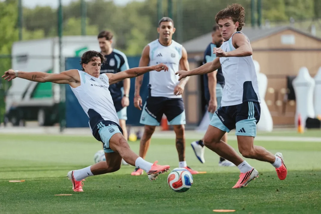 Jugadores de la selección argentina en el Estadio Dallas de Arlington, Texas