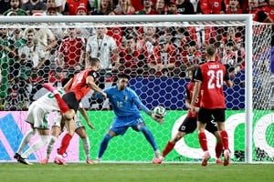 Jugadores de Austria y Argelia durante el partido del Grupo J del Mundial 2026