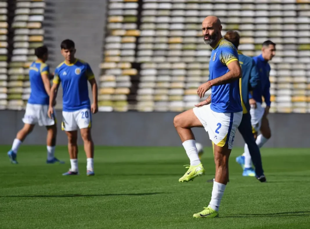Carlos Quintana durante un partido con Rosario Central