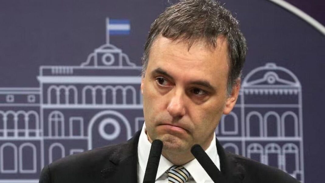Manuel Adorni en conferencia de prensa