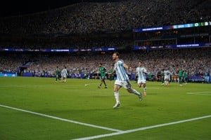 Lionel Messi celebrando un gol con la camiseta de Argentina en el Mundial 2026