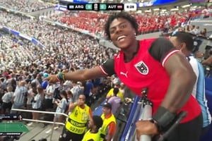 Streamer Speed celebrando durante el partido Argentina vs Austria en el Mundial 2026