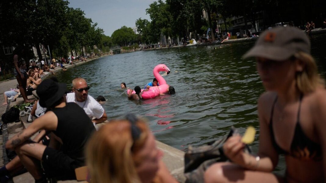 Termómetro marca temperatura elevada en París durante ola de calor