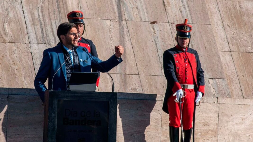 Monumento Nacional a la Bandera en Rosario durante su restauración
