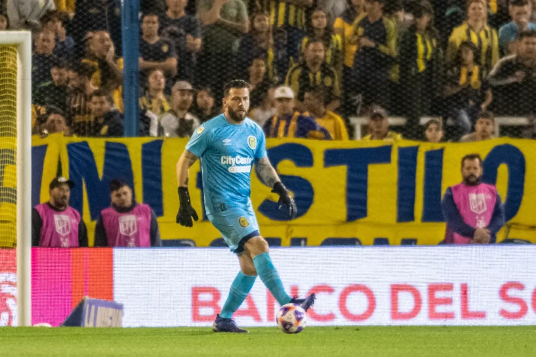 Jorge Broun, arquero de Rosario Central, durante un partido