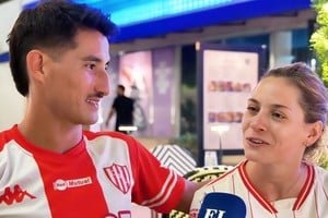 Andrea Tavella junto a Lionel Messi en un restaurante de Miami