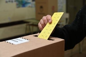 Reunión de referentes de Unidos para discutir la reforma electoral en Santa Fe