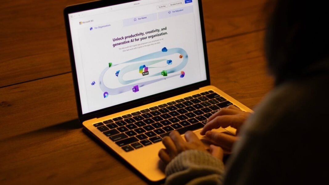Docentes en capacitación sobre inteligencia artificial en la Universidad Nacional de Rosario