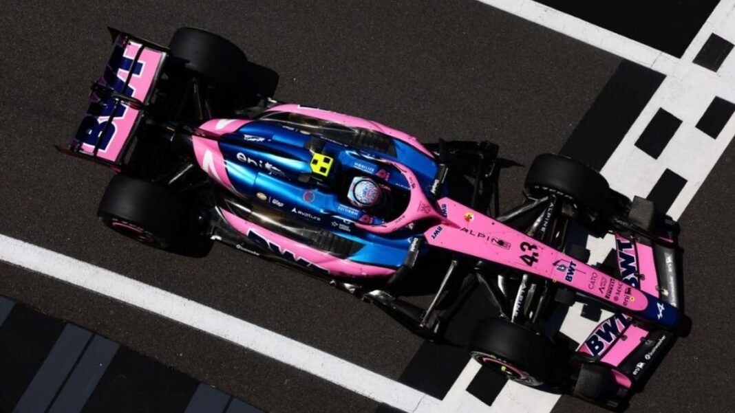 Franco Colapinto en el circuito de Silverstone durante la clasificación del GP de Gran Bretaña
