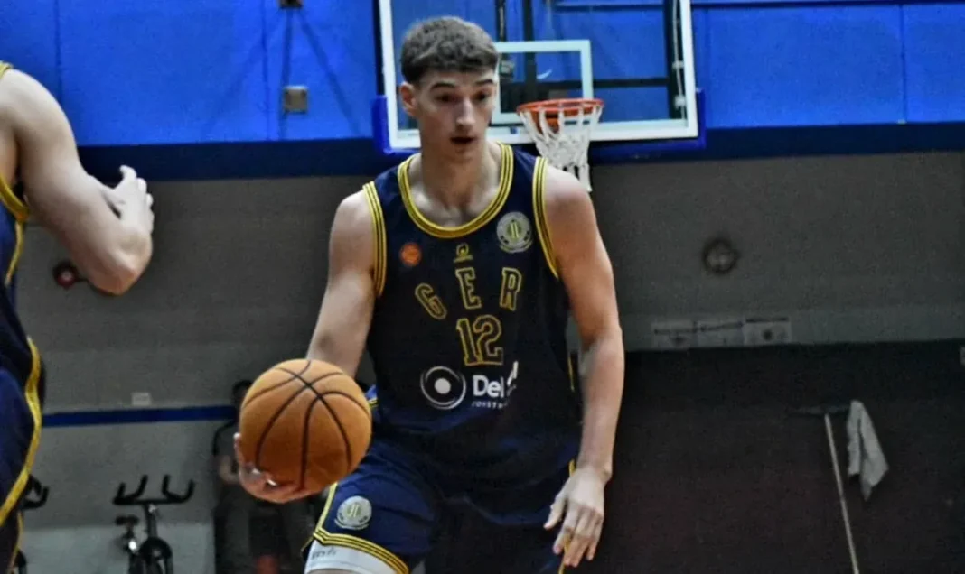 Partido de básquet entre Gimnasia y Náutico
