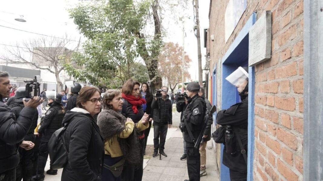 Fachada del Jardín de Infantes 261 Paulo Freire en Empalme Graneros
