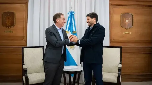 Maximiliano Pullaro y Diego Santilli en la Casa Rosada