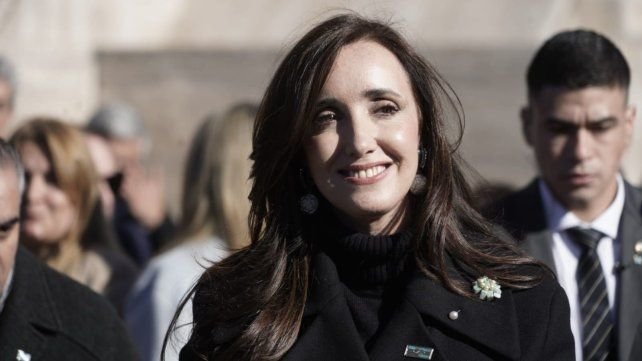 Diego Santilli y Victoria Villarruel en el Congreso