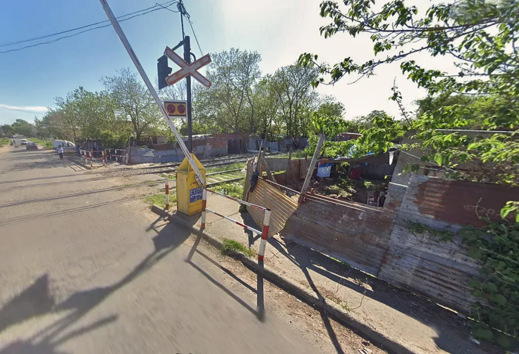 Vivienda precaria en barrio Ludueña, Rosario, tras ataque a balazos
