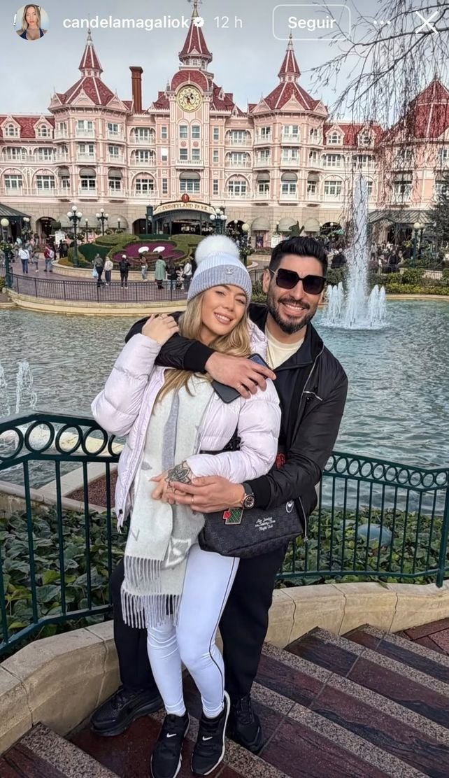 Candela Arizaga y Facundo Moyano en Disneyland París