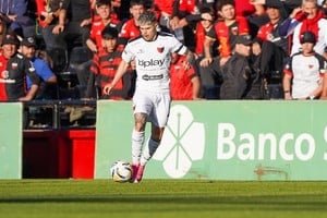 Jugadores de Colón celebran el gol ante San Telmo