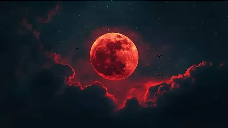 Eclipse lunar parcial visto desde un telescopio