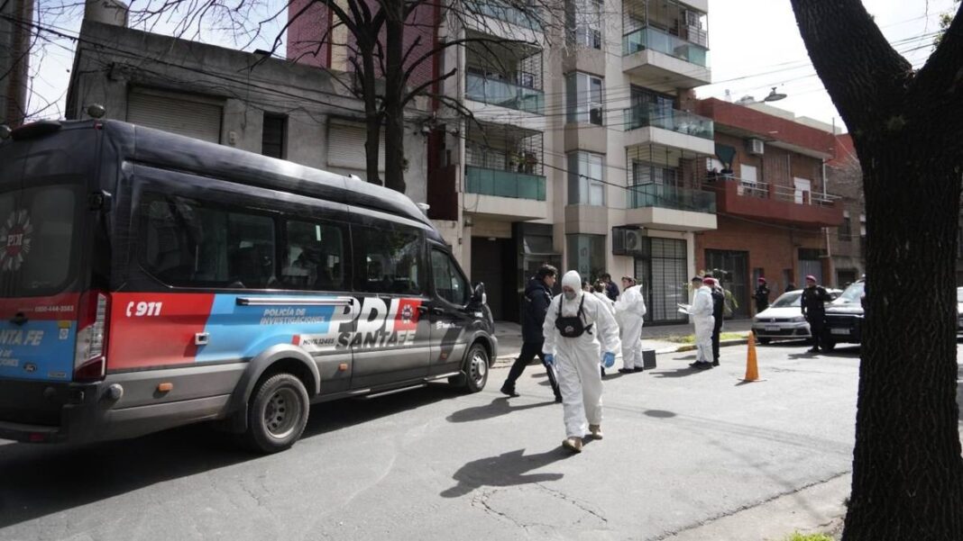 Fachada de la farmacia donde ocurrió el femicidio en Rosario