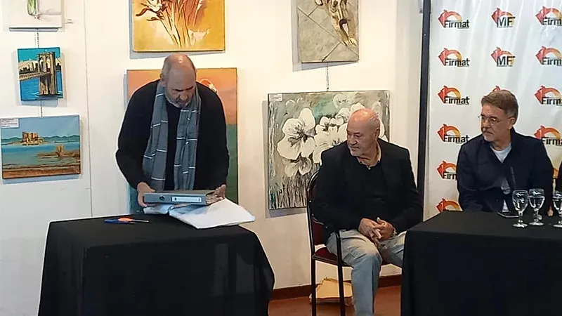 Acto de apertura de ofertas para la obra de la planta depuradora de Firmat