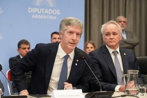 Santiago Bausili, presidente del BCRA, durante el debate en la Cámara de Diputados