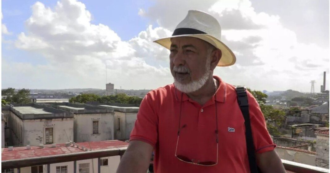 Leonardo Padura, escritor cubano, ganador del Premio Liber 2026