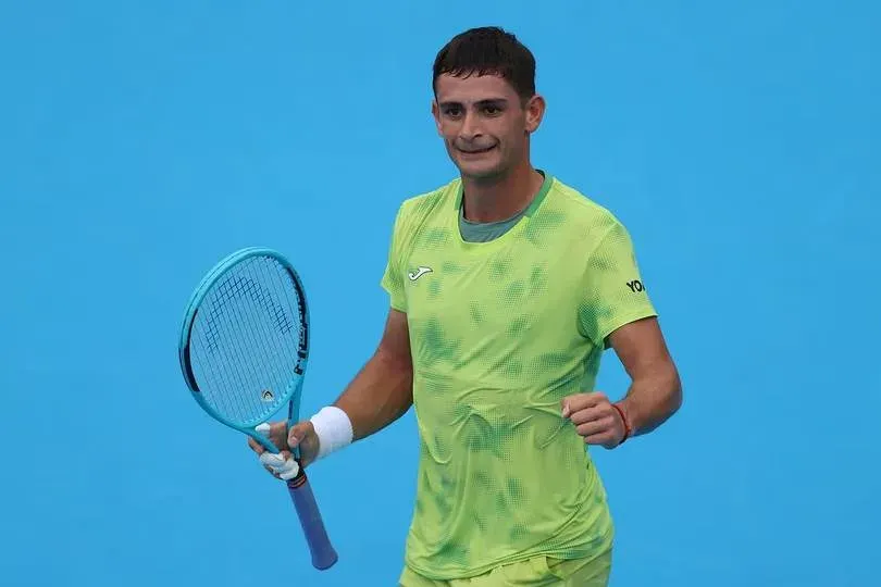 Mariano Navone durante su partido contra Novak Djokovic en el US Open