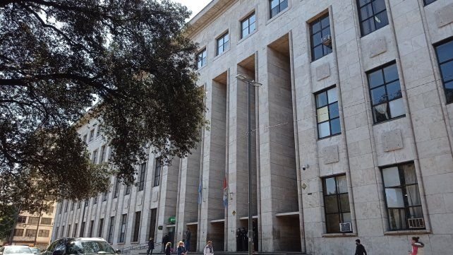 Pelea de tránsito frente a Tribunales de Rosario