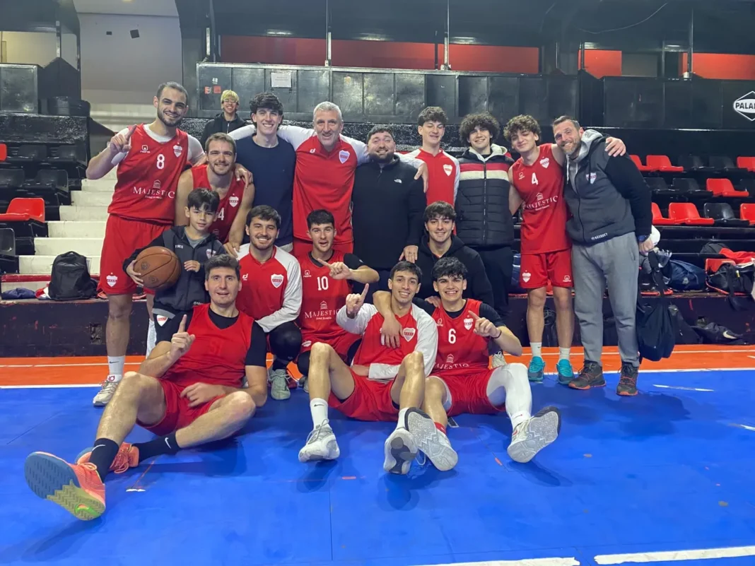 Partido de básquet local en Santa Fe