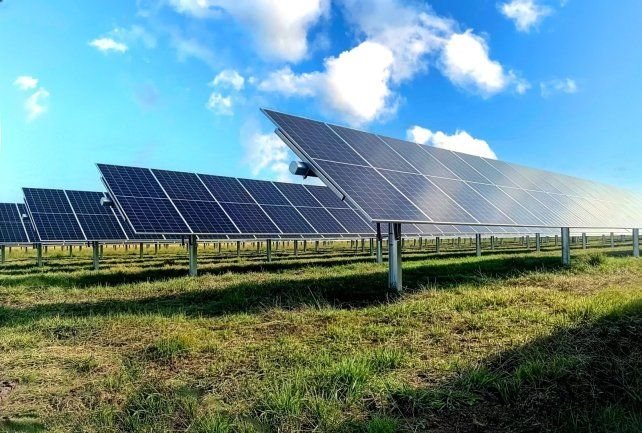Paneles solares del Parque Solar Bella Vista en Corrientes