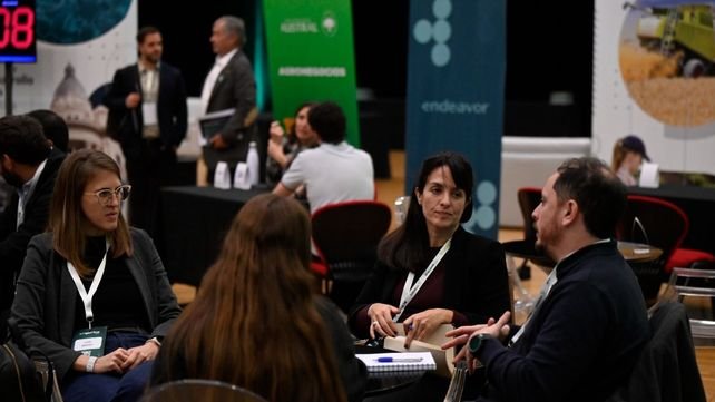 Panel del BCR Agtech Forum en la Bolsa de Comercio de Rosario
